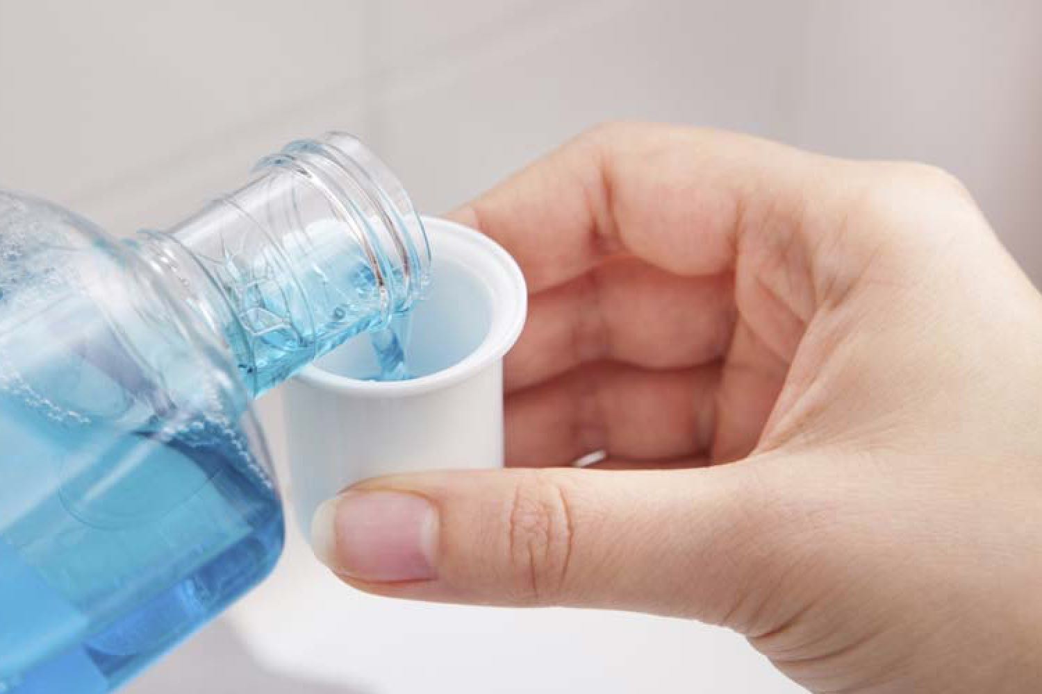 y-a-t-il-un-danger-a-utiliser-des-produits-d-hygiene-buccale-contenant-du-formaldehyle